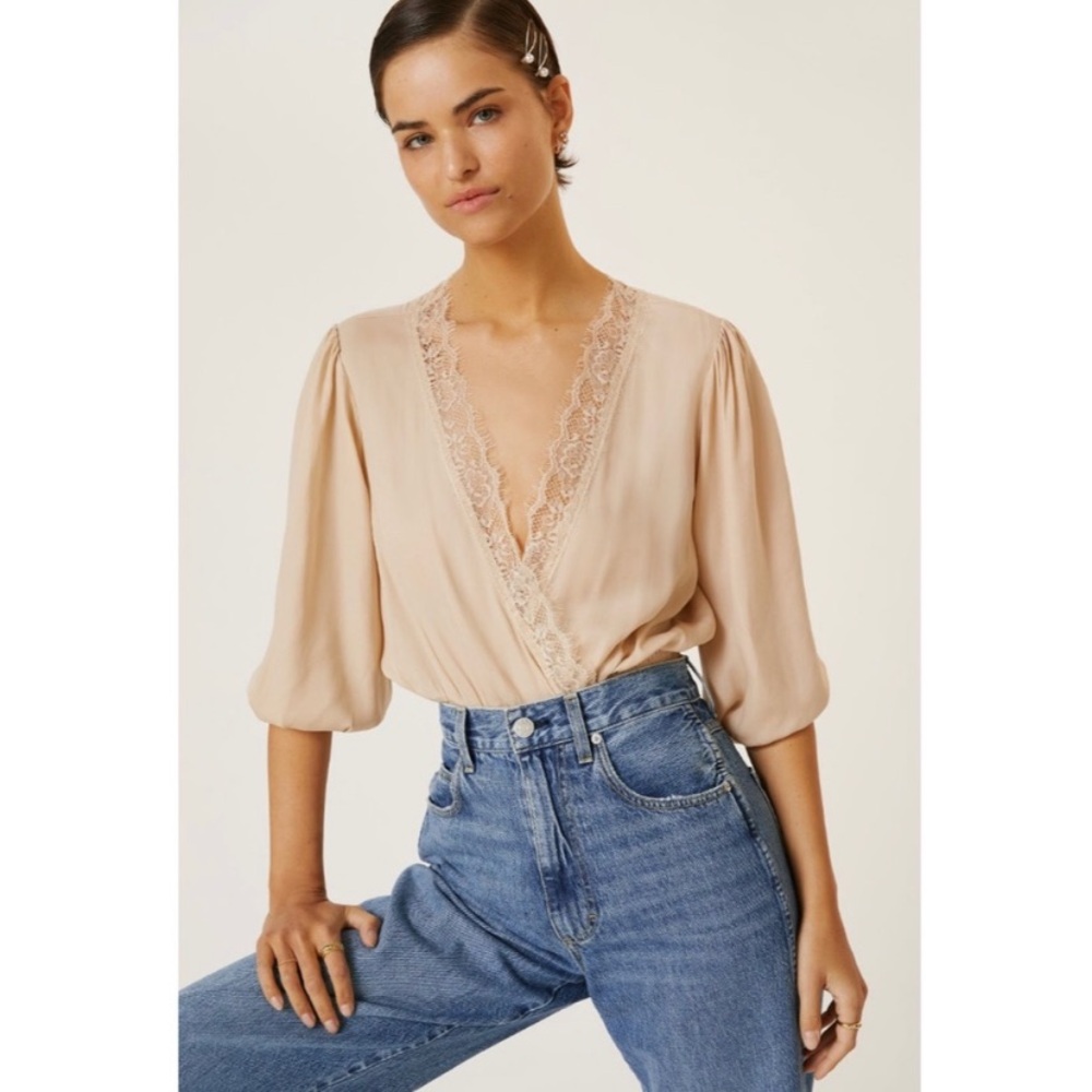 Anthropologie Dolan Left Coast Deep V Top